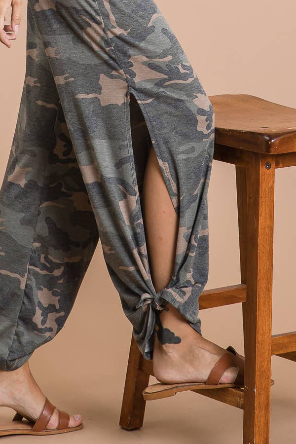 Camo Split Side Ankle Pants