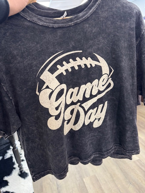 Game Day Crop Tee