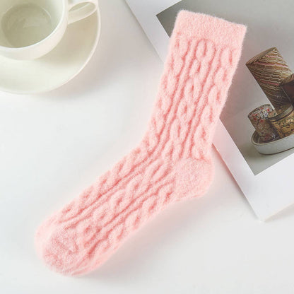 Twisted Pattern Fuzzy Socks