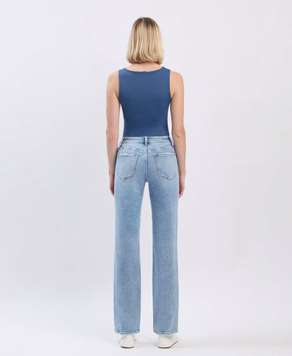Hannah High Rise - Straight Jeans